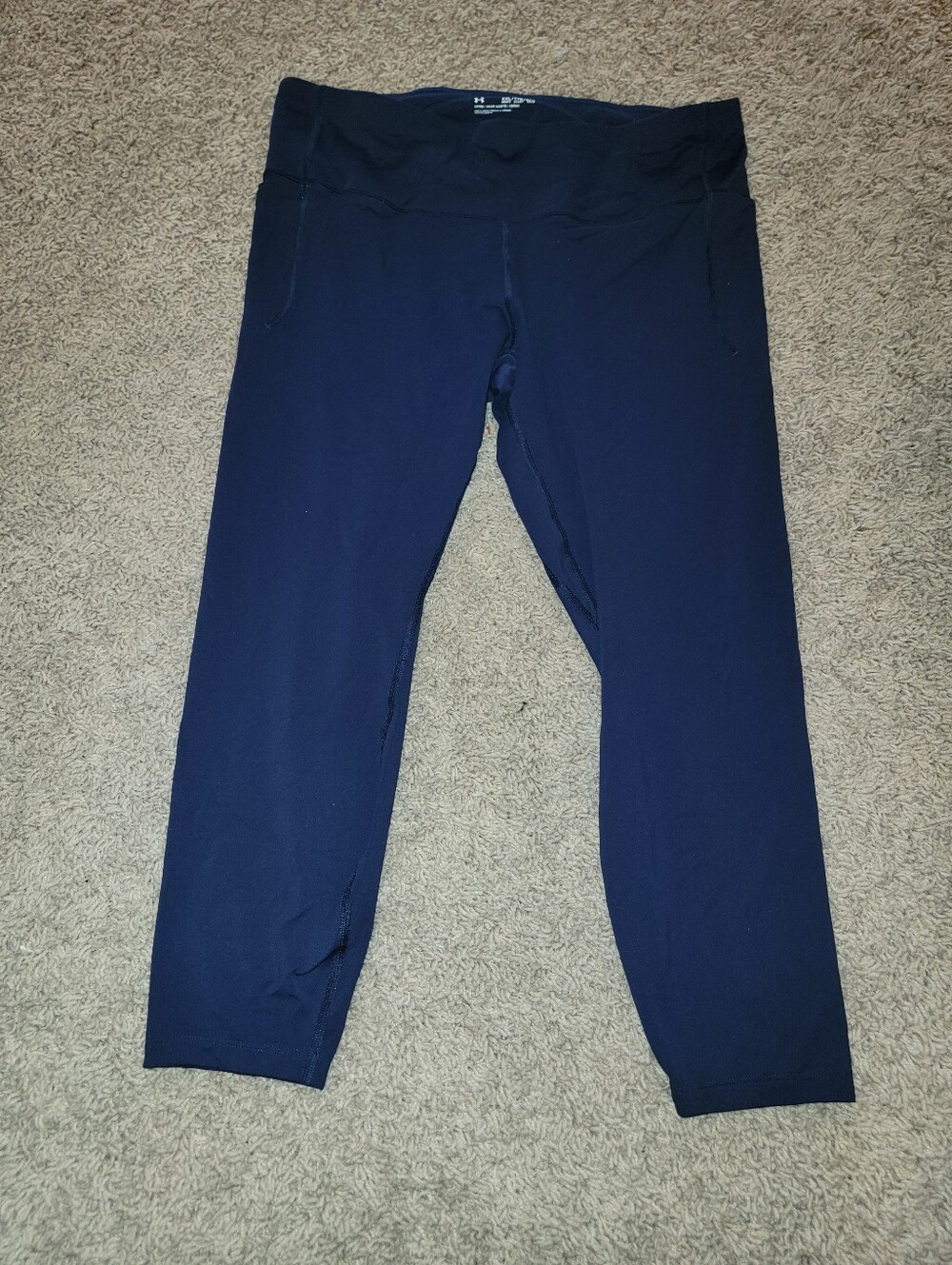 Under Armour Capri Athletic Leggings With Side Pockets Size XXL